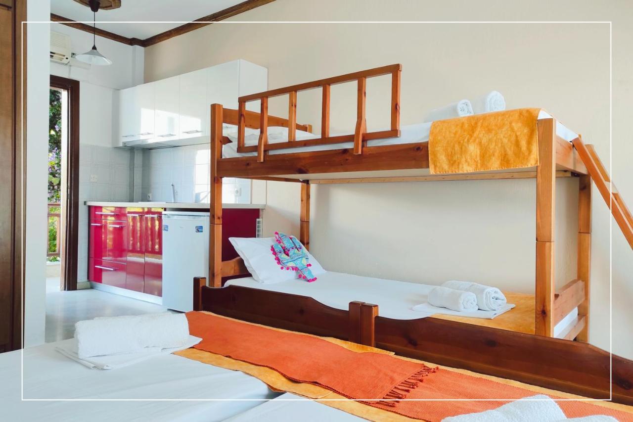 Hotel Alexandra Néa Róda Eksteriør bilde